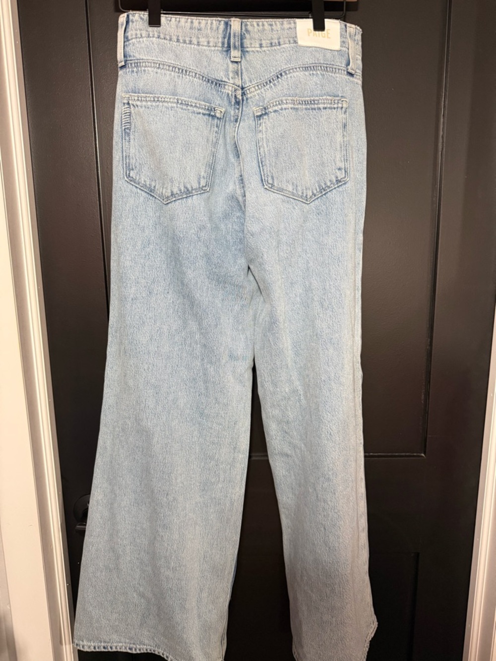 PAIGE Zoey jeans. - Picture 5 of 5